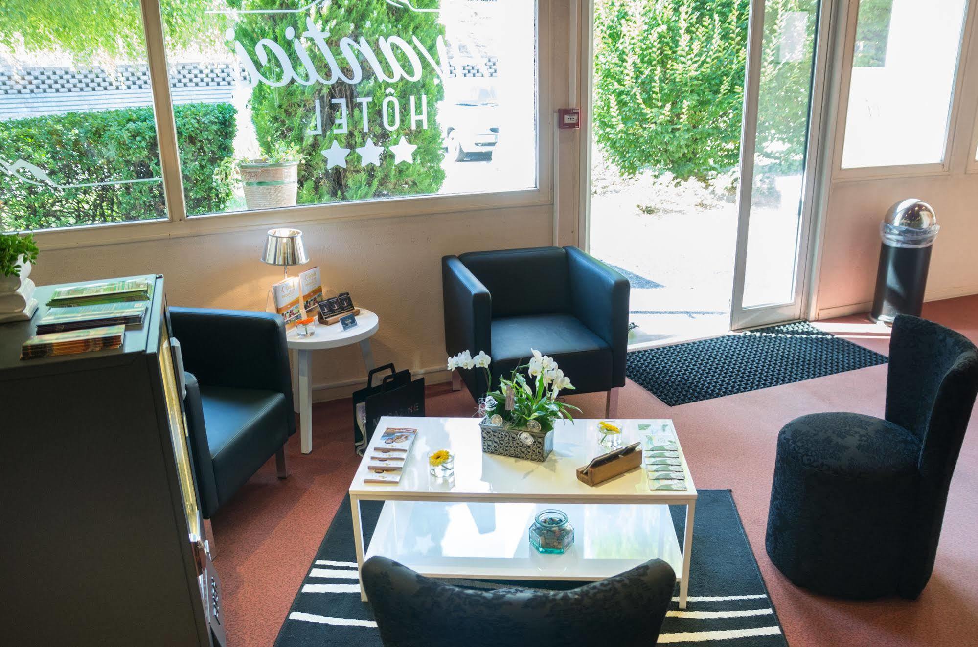 Cit'Hotel Avantici Гап Екстериор снимка